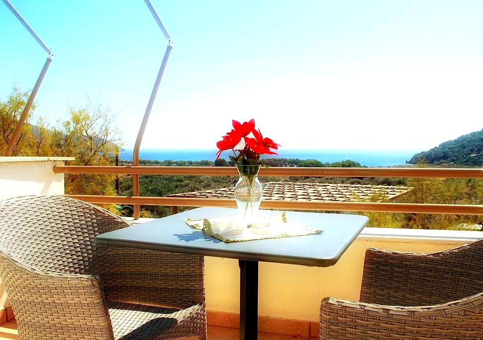 Blue Bay Hotel